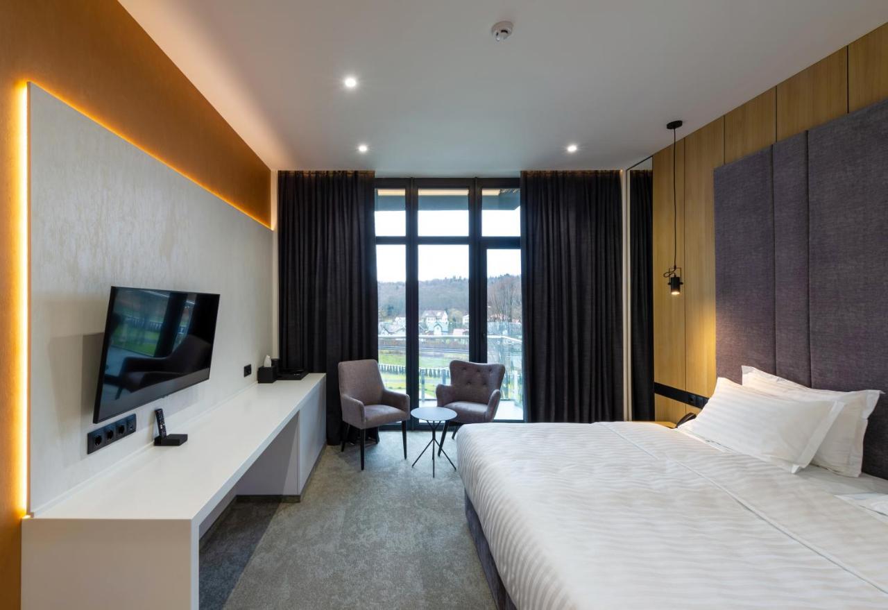 Святий Шарбель Hotel Моршин Екстериор снимка