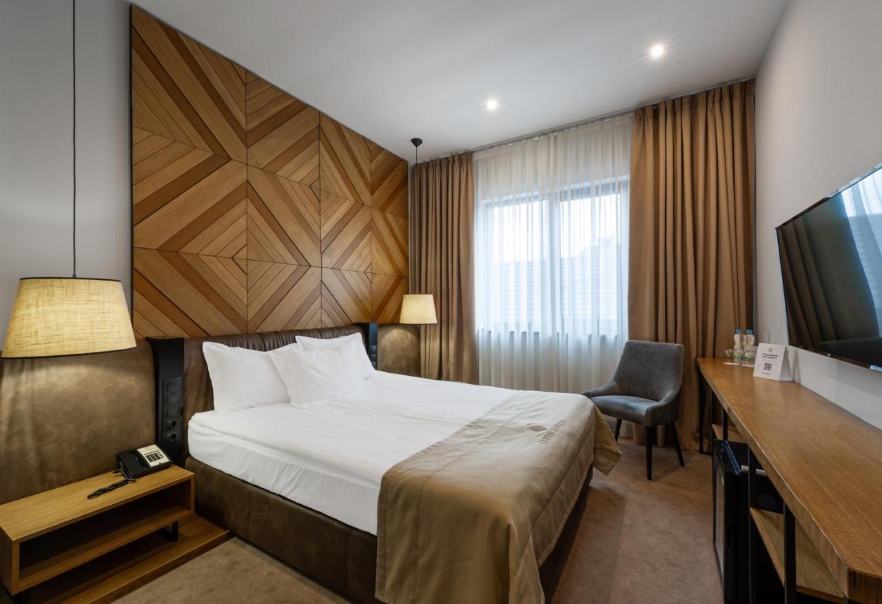 Святий Шарбель Hotel Моршин Екстериор снимка